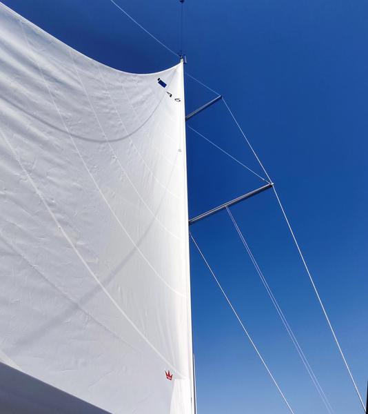 Book yachts online - sailboat - Bavaria Cruiser 46 Style - Io - rent