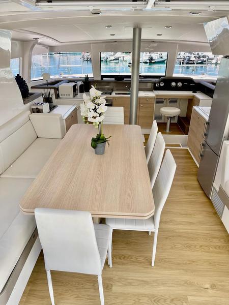 Book yachts online - catamaran - Bali 4.0 - Tesla - rent