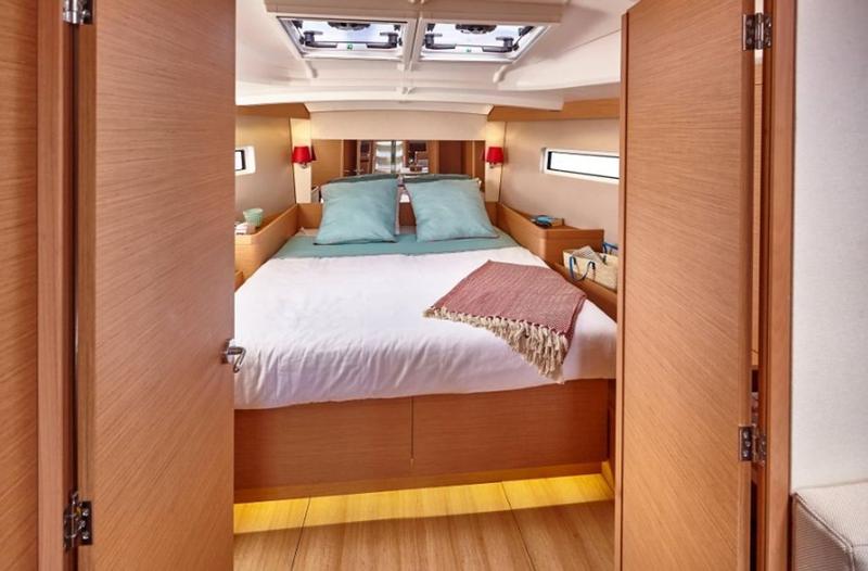 Book yachts online - sailboat - Sun Odyssey 440 - Corcho XIII - rent