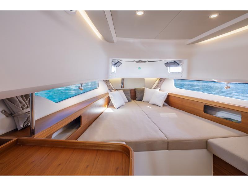 Book yachts online - motorboat - Nimbus T11 - Spisea II - rent