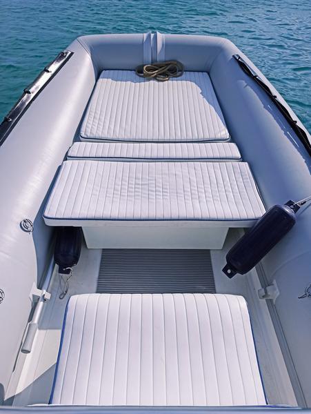 Book yachts online - motorboat - Prestige Ranger 600 - Niky - rent