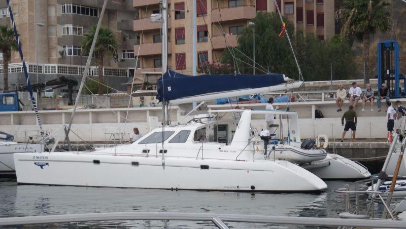 Book yachts online - catamaran - Voyage 440 - Alboran Ron Punch Cuba - rent