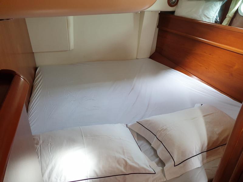 Book yachts online - sailboat - Jeanneau 54 - Persuasion (from Monday!) - rent