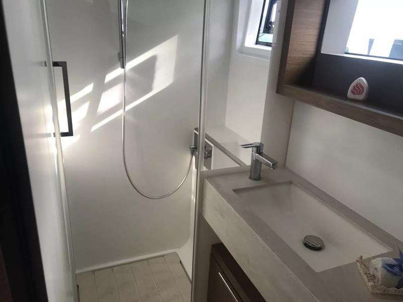 Book yachts online - catamaran - Lagoon 50 - Baten Kaitos II  (A/C, WM, Generator, Tender Lift, Inverter) - rent