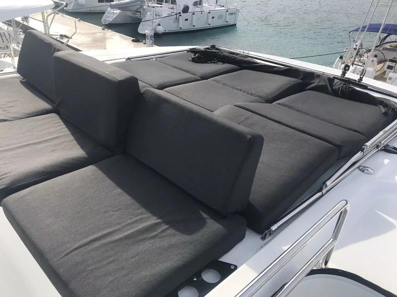 Book yachts online - catamaran - Lagoon 50 - Baten Kaitos II  (A/C, WM, Generator, Tender Lift, Inverter) - rent