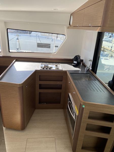 Book yachts online - catamaran - Lagoon 42 - Felis (Inverter, WM) - rent