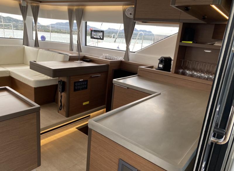 Book yachts online - catamaran - Lagoon 50 - Dreamers - rent