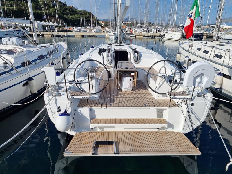 Book yachts online - sailboat - Oceanis 40.1 - Hadar - rent