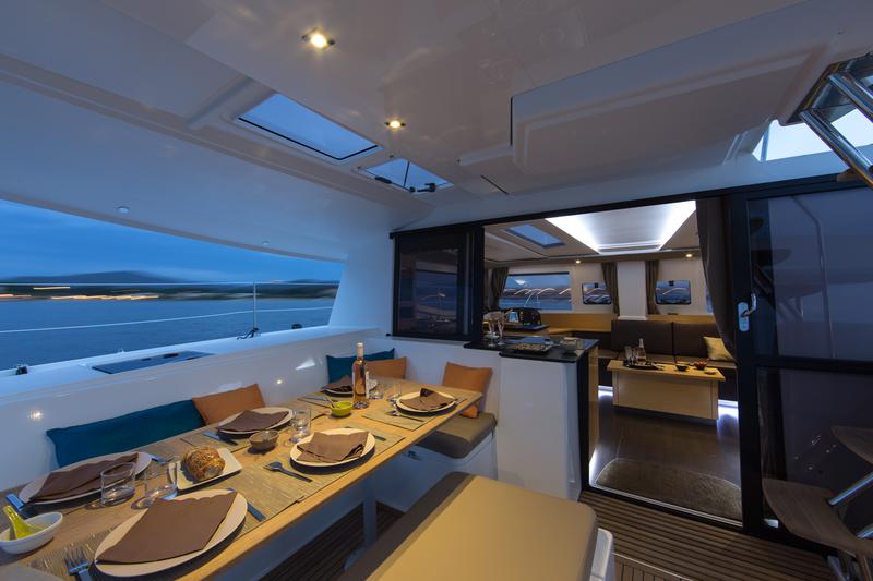 Book yachts online - catamaran - Helia 44 - Fleur de sel - rent