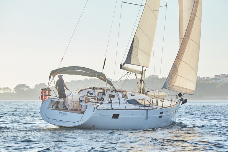 Book yachts online - sailboat - Elan Impression 45 - Alcamaro - rent