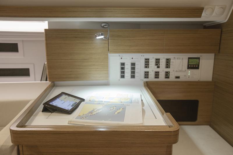 Book yachts online - sailboat - Elan 45 Impression - Sailway Ocho - rent