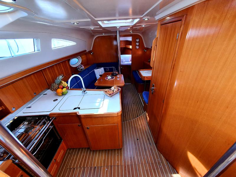 Book yachts online - sailboat - Elan 344 Impression - Vita I - rent