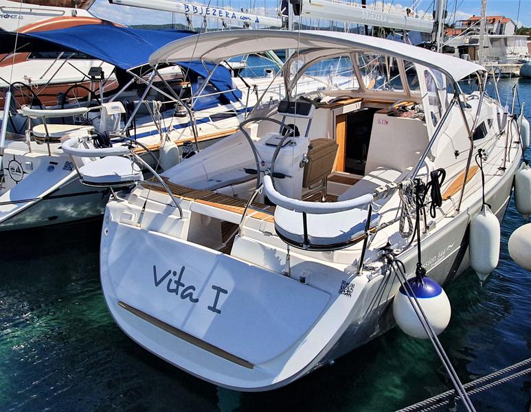 Book yachts online - sailboat - Elan 344 Impression - Vita I - rent