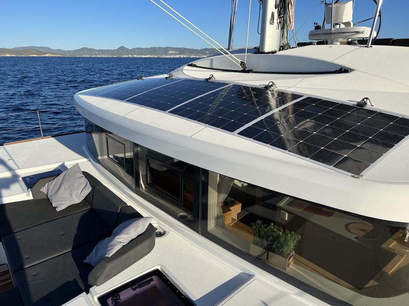 Book yachts online - catamaran - Lagoon 52F - GOA 10 - rent