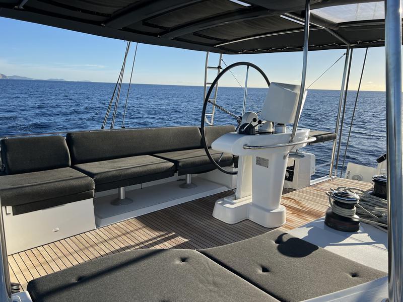 Book yachts online - catamaran - Lagoon 52F - GOA 10 - rent
