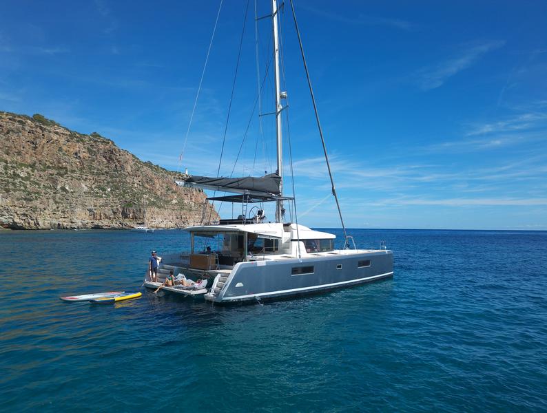Book yachts online - catamaran - Lagoon 52F - GOA 10 - rent