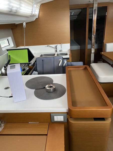Book yachts online - sailboat - Sun Odyssey 440 - Apollonas - rent
