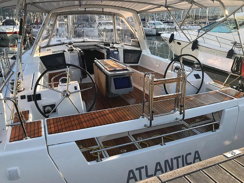 Book yachts online - sailboat - Oceanis 45 - Atlantica - rent