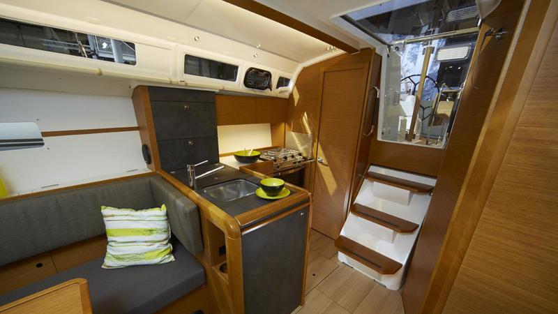Book yachts online - sailboat - Sunsail 34- 2/1 - Sunsail 34- 2/1 (2019) - rent