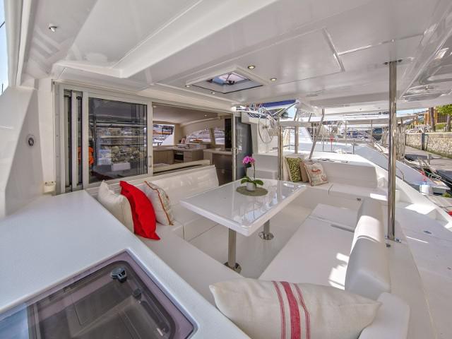 Book yachts online - catamaran - Sunsail 404 - Sunsail 404 (2019) - rent