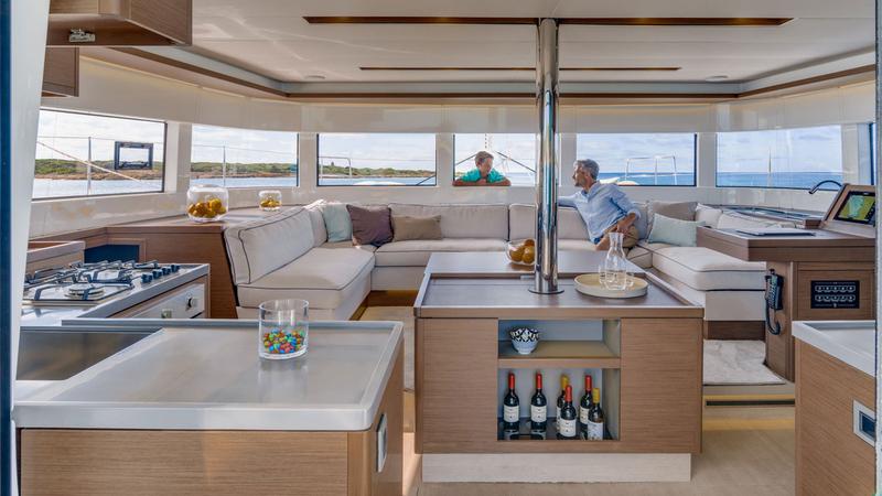 Book yachts online - catamaran - Sunsail Lagoon 505 - Sunsail Lagoon 505 (2020) - rent