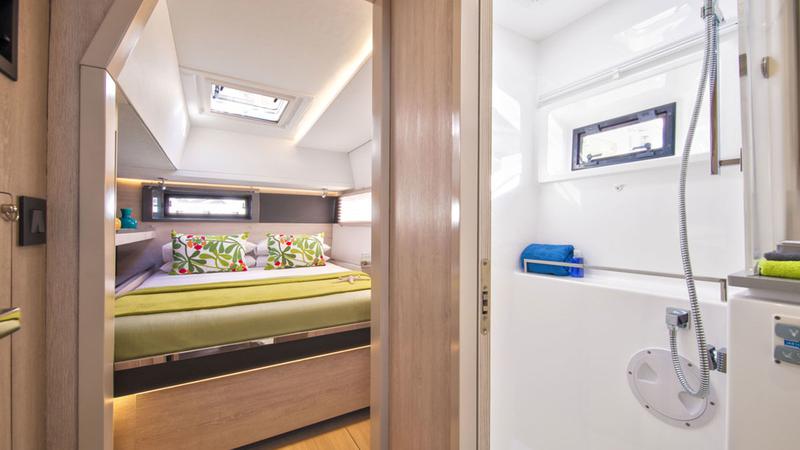 Book yachts online - catamaran - Sunsail 454 - Sunsail 454 (2018) - rent
