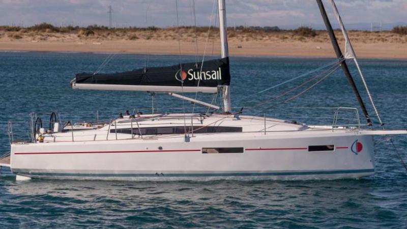 Book yachts online - sailboat - Sunsail 38.0 - Sunsail 38.0 (2022) - rent