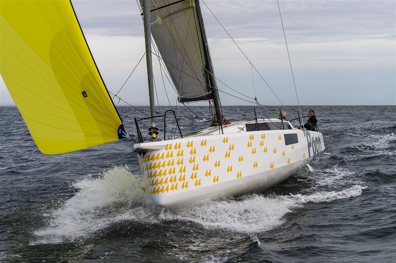 Book yachts online - sailboat - Pogo 44 - Spirit - rent