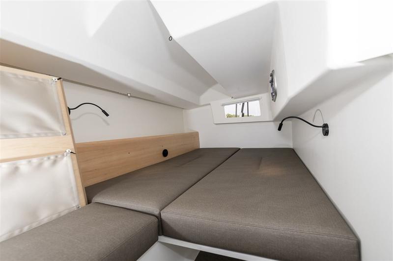 Book yachts online - sailboat - Pogo 44 - Spirit - rent