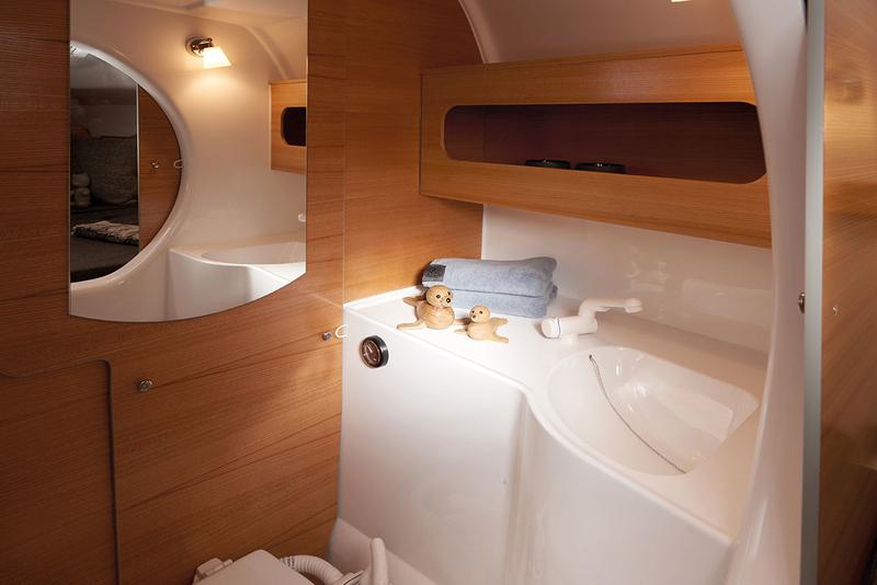 Book yachts online - other - Dragonfly 28 - Kalmos - rent