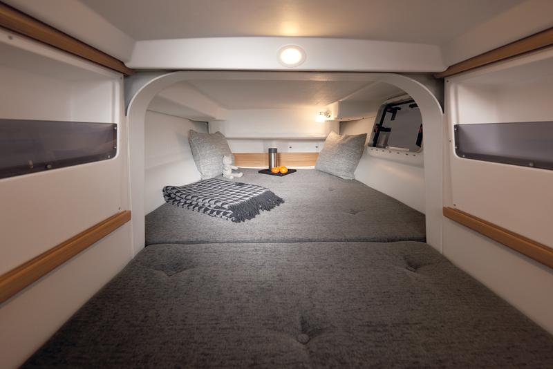 Book yachts online - other - Dragonfly 28 - Kalmos - rent