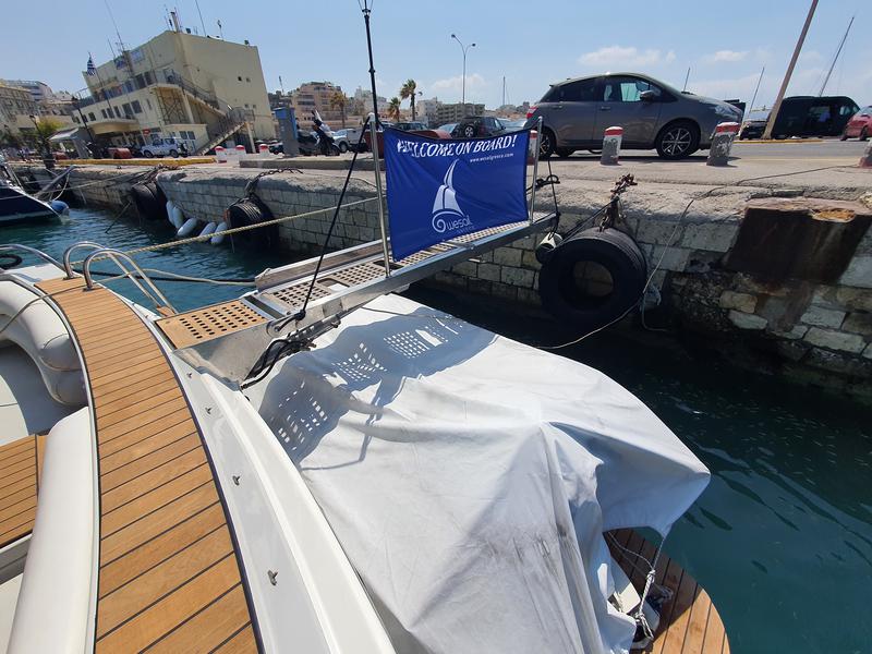 Book yachts online - motorboat - Squadron 50 - ZEN - rent