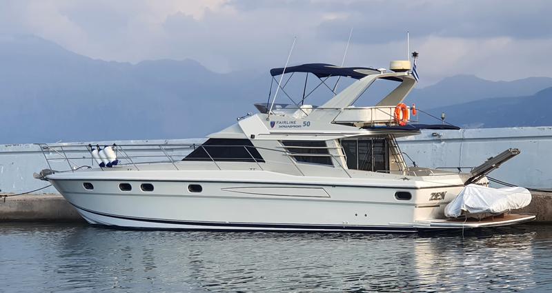 Book yachts online - motorboat - Squadron 50 - ZEN - rent