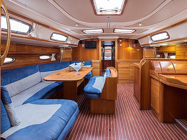 Book yachts online - sailboat - Bavaria 50 Cruiser - Wave Dancer - rent