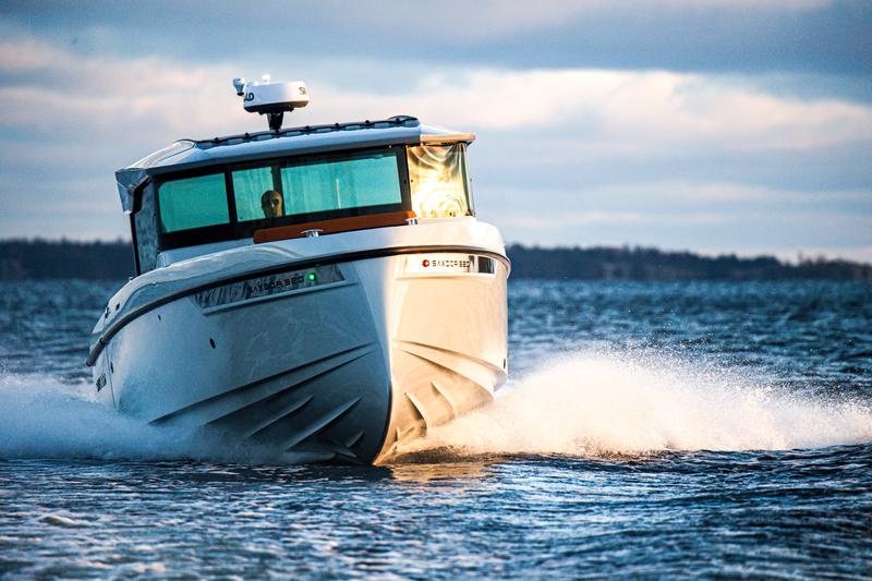 Book yachts online - motorboat - Saxdor 320 GTC - Saxdor 320 GTC (2023) - rent
