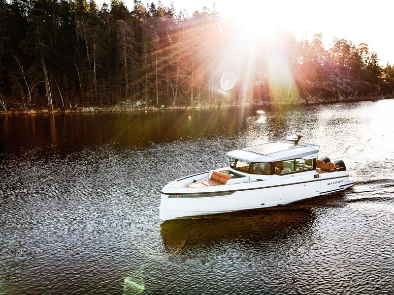 Book yachts online - motorboat - Saxdor 320 GTC - Saxdor 320 GTC (2023) - rent