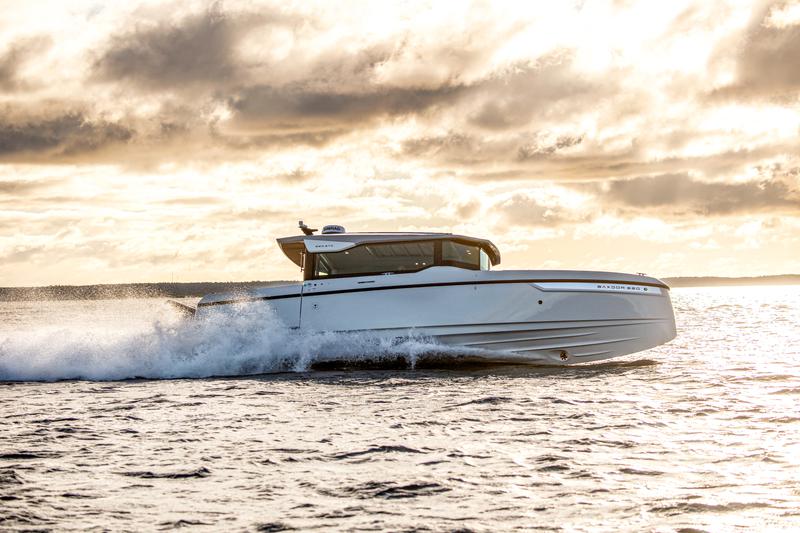 Book yachts online - motorboat - Saxdor 320 GTC - Navtia - rent