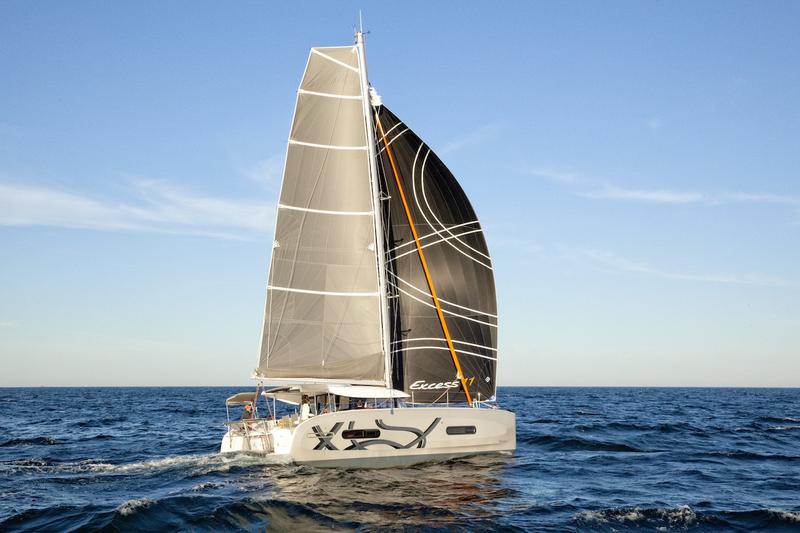 Book yachts online - catamaran - Excess 11 - Happy - rent