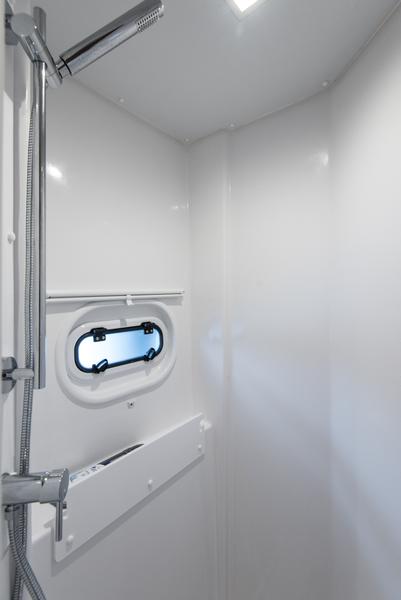 Book yachts online - catamaran - Bali 5.4 4 cab - 2 OCEANS - rent
