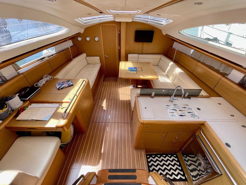 Book yachts online - sailboat - Sun Odyssey 45DS - Captain Jack - rent