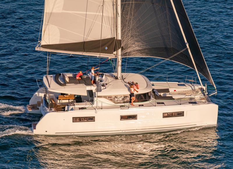 Book yachts online - catamaran - Lagoon 46 - MOONDANCE (A/C , generator,watermaker) Skippered Only  - rent