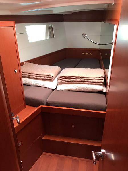 Book yachts online - sailboat - Oceanis 48 - SKIRON - rent