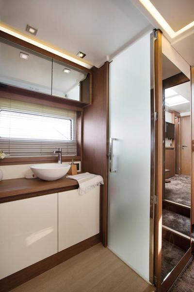 Book yachts online - motorboat - Leader 46 - Giorgia - rent