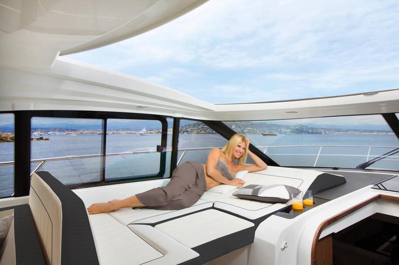 Book yachts online - motorboat - Leader 46 - Giorgia - rent