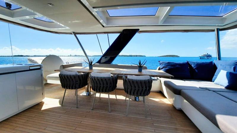 Book yachts online - catamaran - Lagoon Seventy 7 - Mane et Nocte - rent