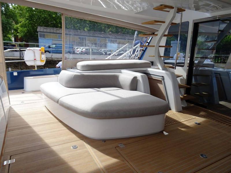 Book yachts online - catamaran - Lagoon Seventy 7 - Mane et Nocte - rent