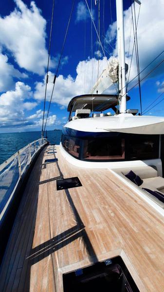 Book yachts online - catamaran - Lagoon Seventy 7 - Mane et Nocte - rent