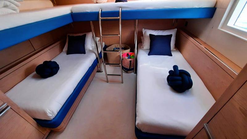 Book yachts online - catamaran - Lagoon Seventy 7 - Mane et Nocte - rent