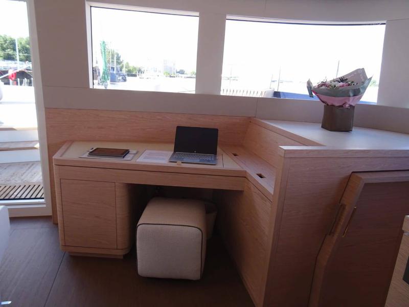 Book yachts online - catamaran - Lagoon Seventy 7 - Mane et Nocte - rent