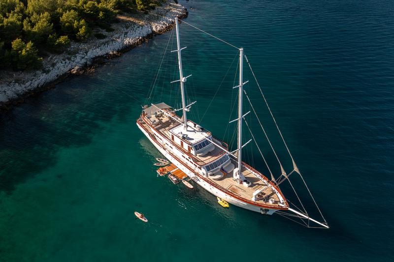 Book yachts online - other - Gulet - Corsario - rent